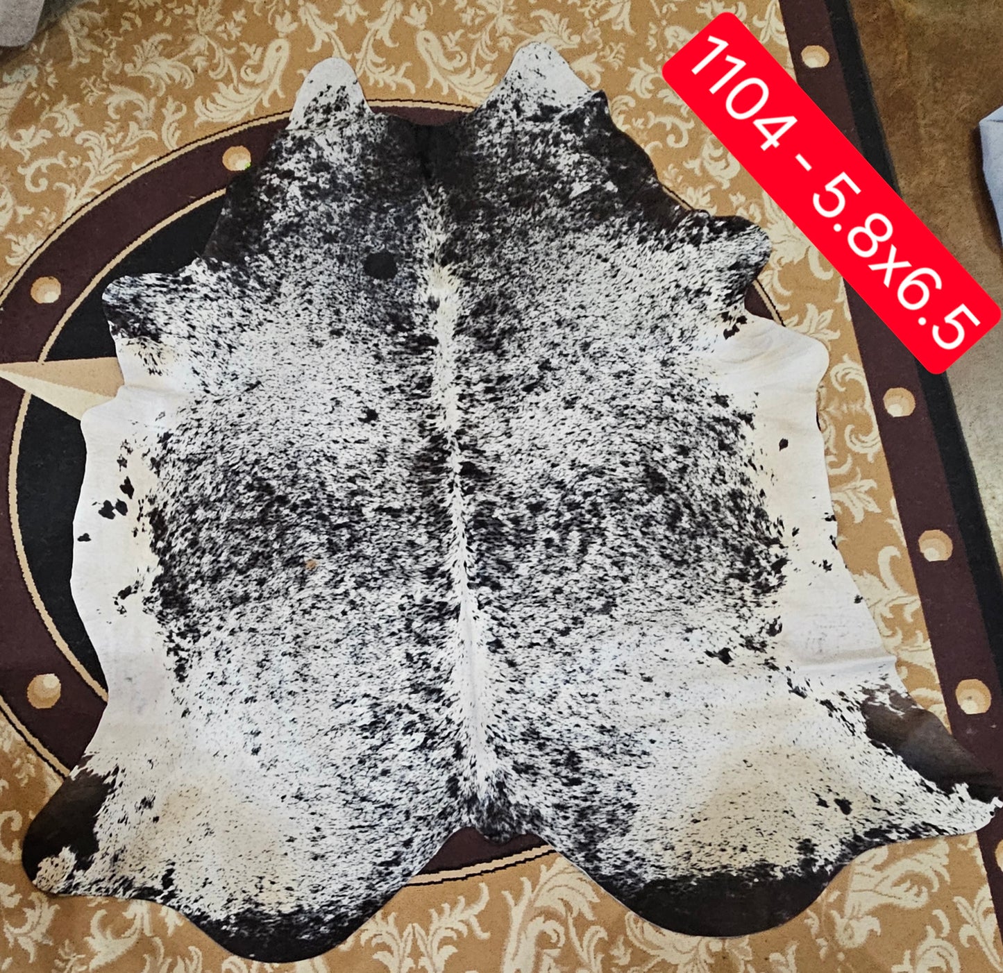COWHIDE #1104 Salt and Pepper