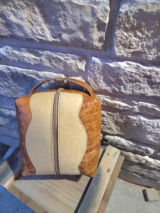 Oversized dopp kit/makeup bag